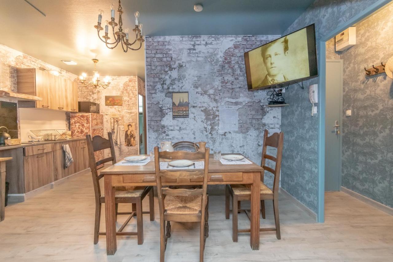 Chez Arthur Rimbaud Charleville-Mézières 外观 照片